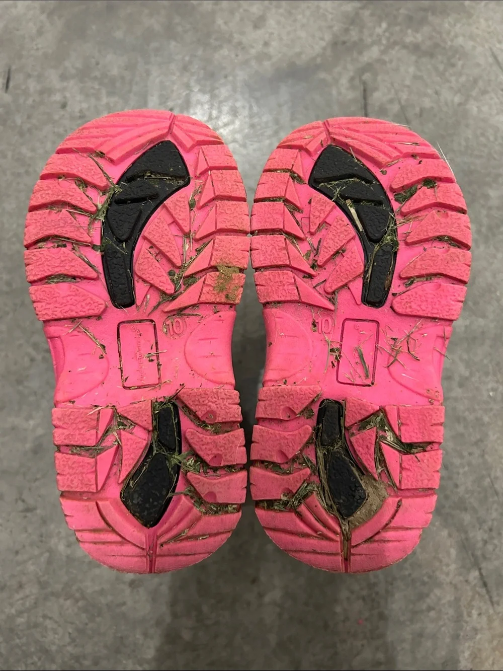Girls Insulated Winter Boots in Black and Pink and Gray Booties
